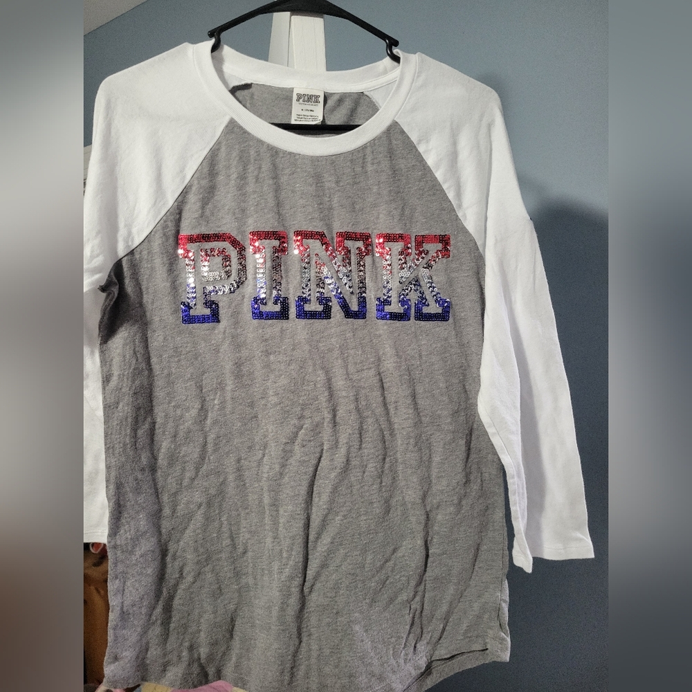 PINK Victoria's Secret Gray and White Sequin Quatter Sleeve Tee Medium